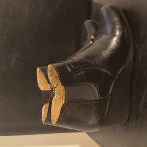 Naturalizer Nayelle 8 M Faux Leather Wedge Ankle Boot